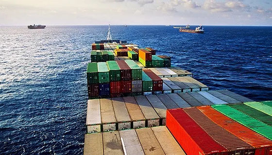 La Chine vers Europe LCL fret maritime le type de consolidation de services de cargaison de LCL